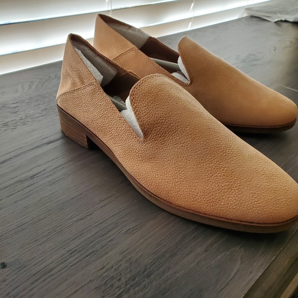 Lucky Brand Shoes - Picture 3 of 3